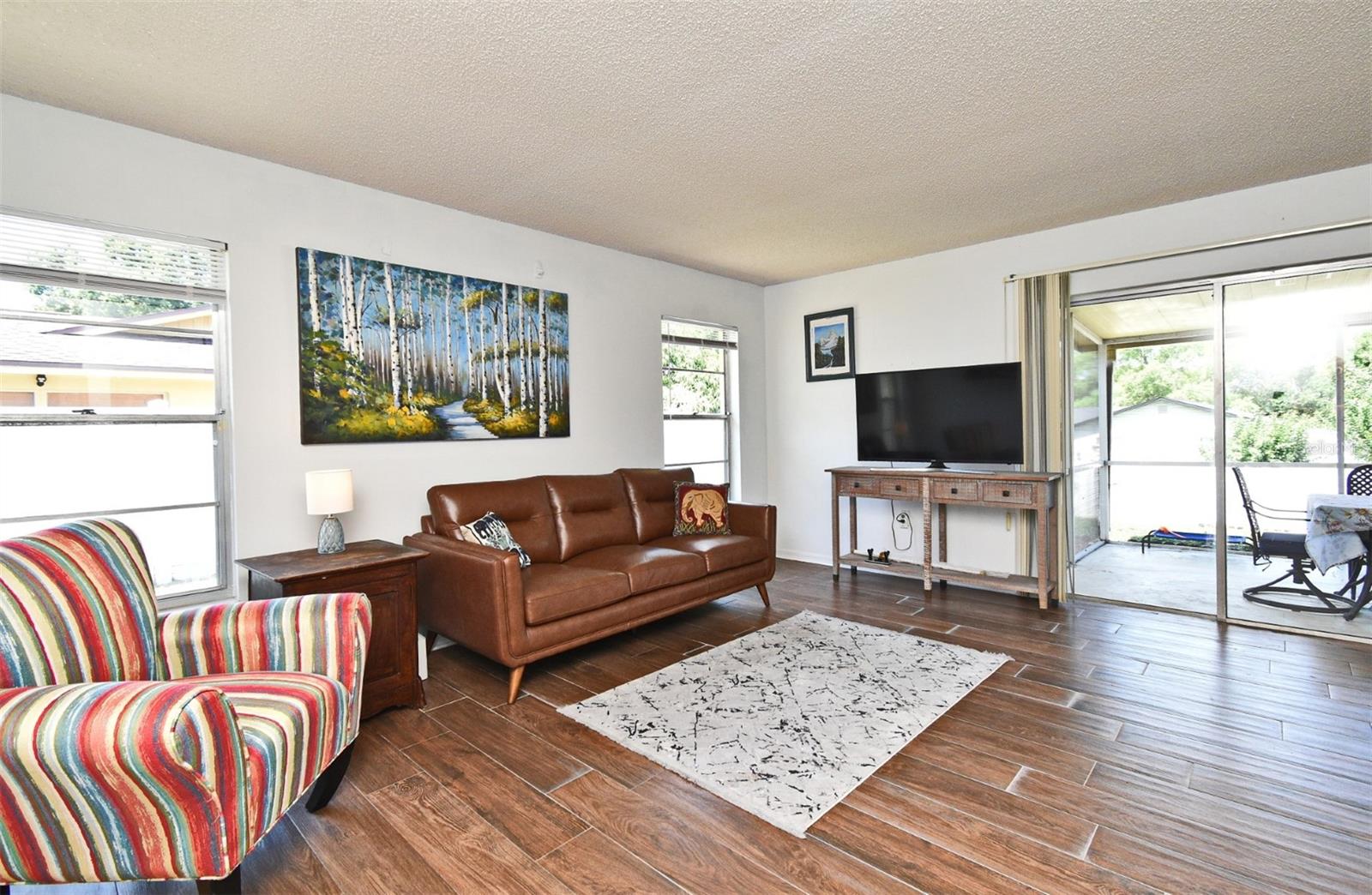 Image 13 of 44 For 8625 Shady Glen Drive