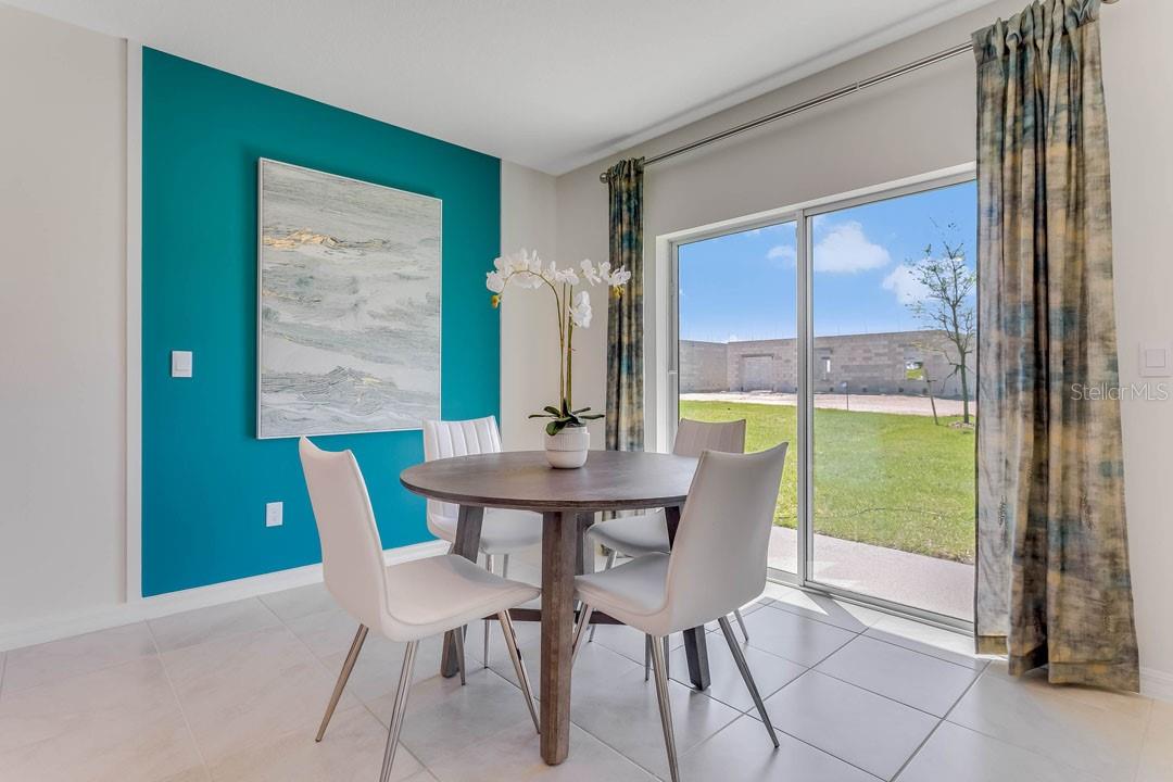 Image 10 of 42 For 2111 Greenwood Oak Drive