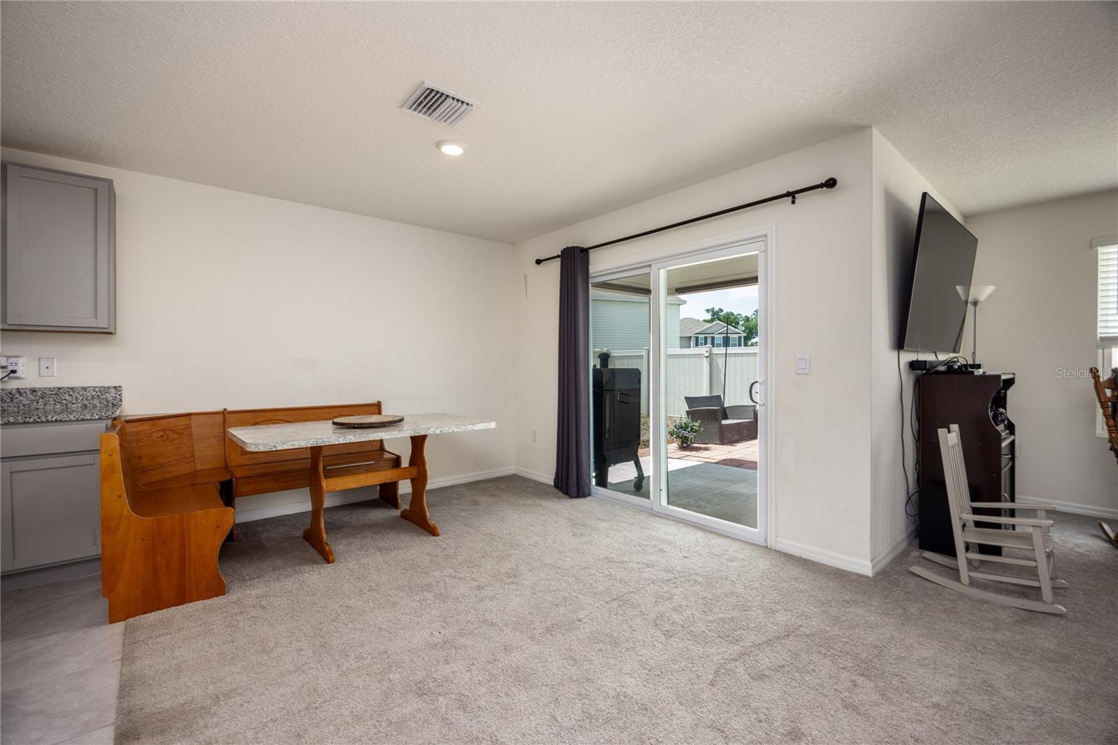 Image 13 of 38 For 19152 164th Place