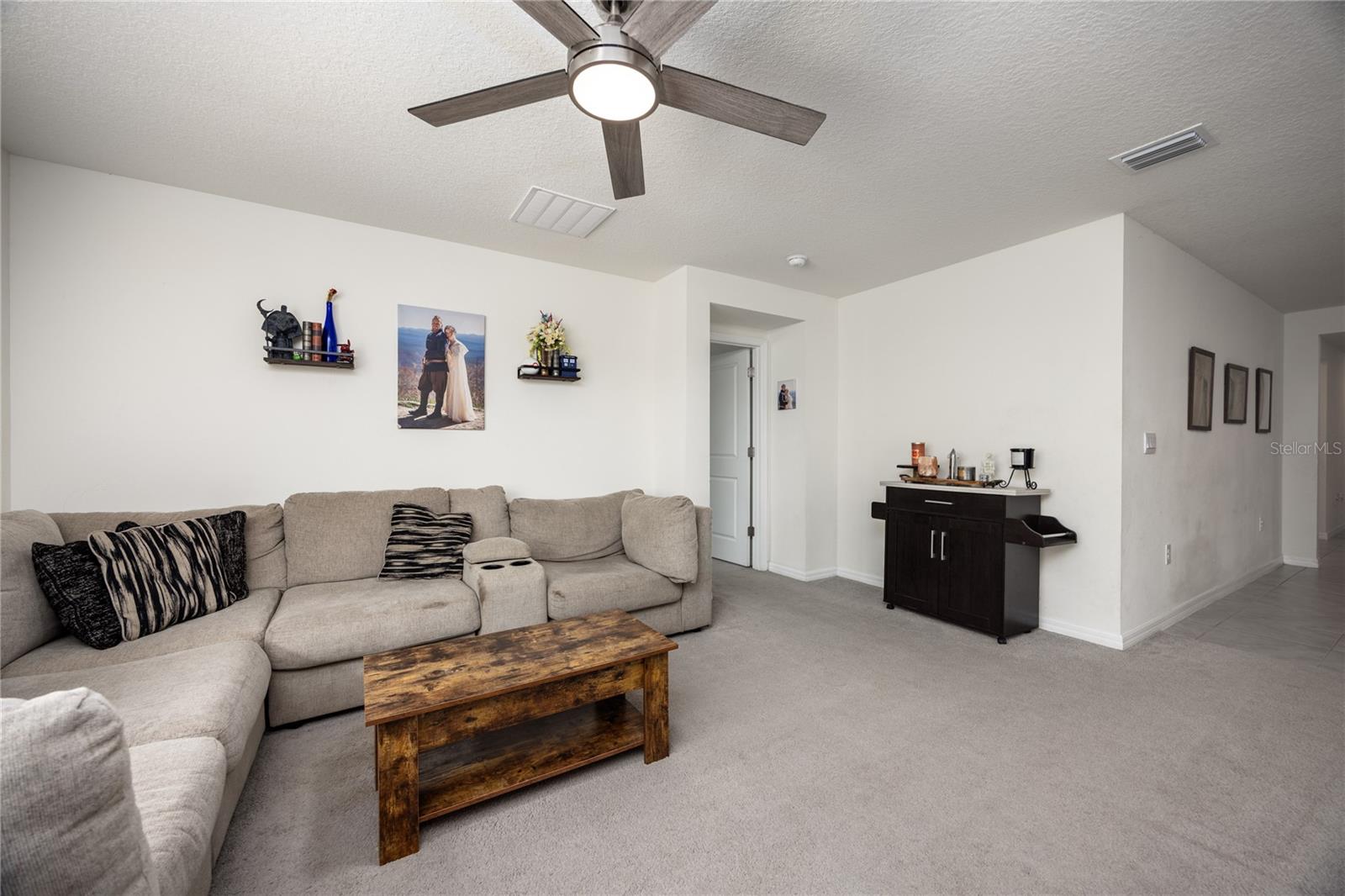 Image 5 of 38 For 19152 164th Place