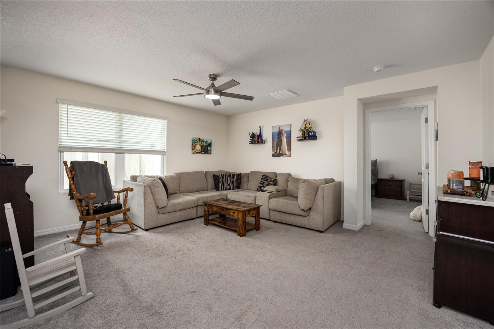 Image 7 of 38 For 19152 164th Place