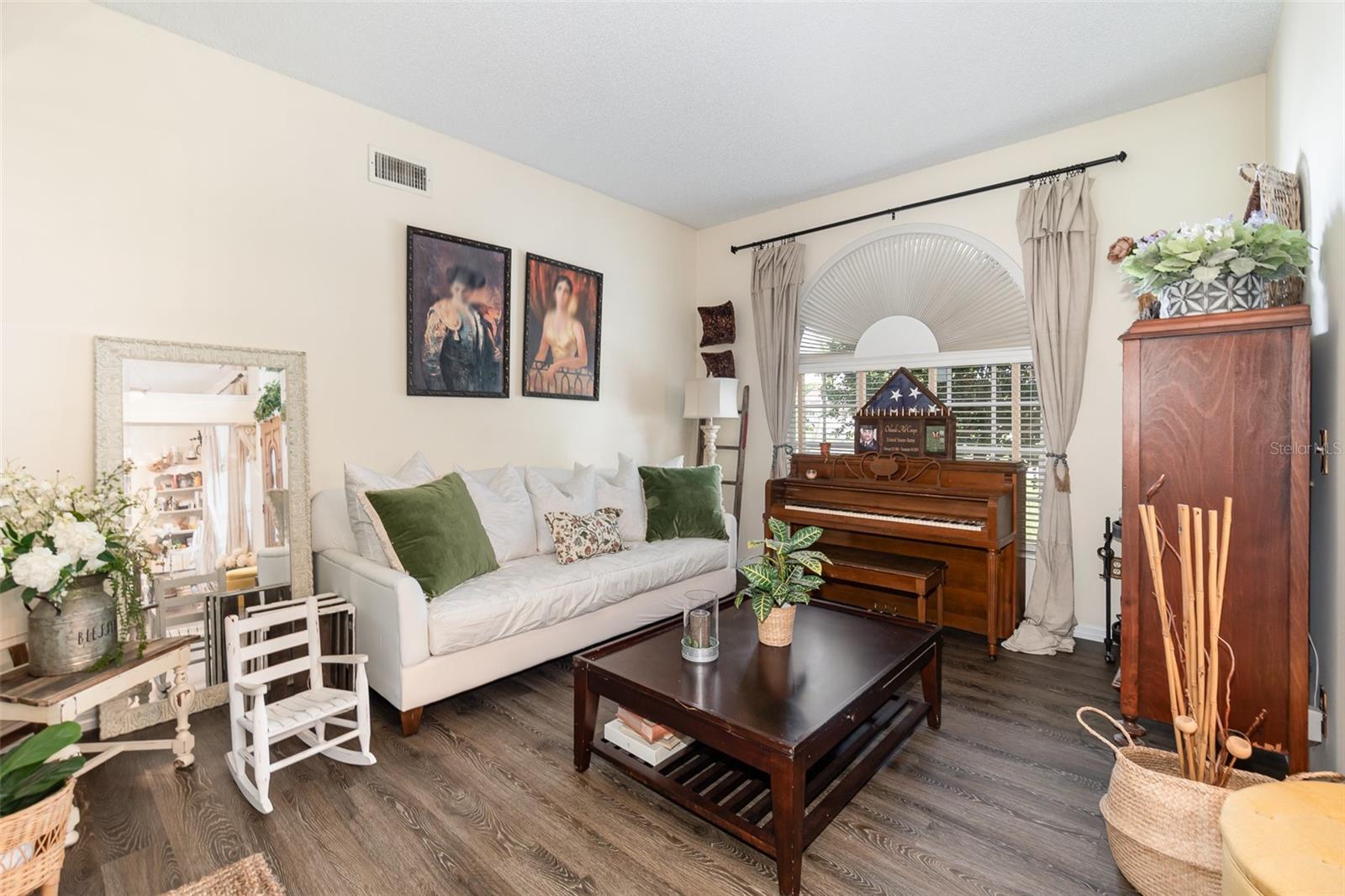 Image 7 of 31 For 11900 Frieth Drive