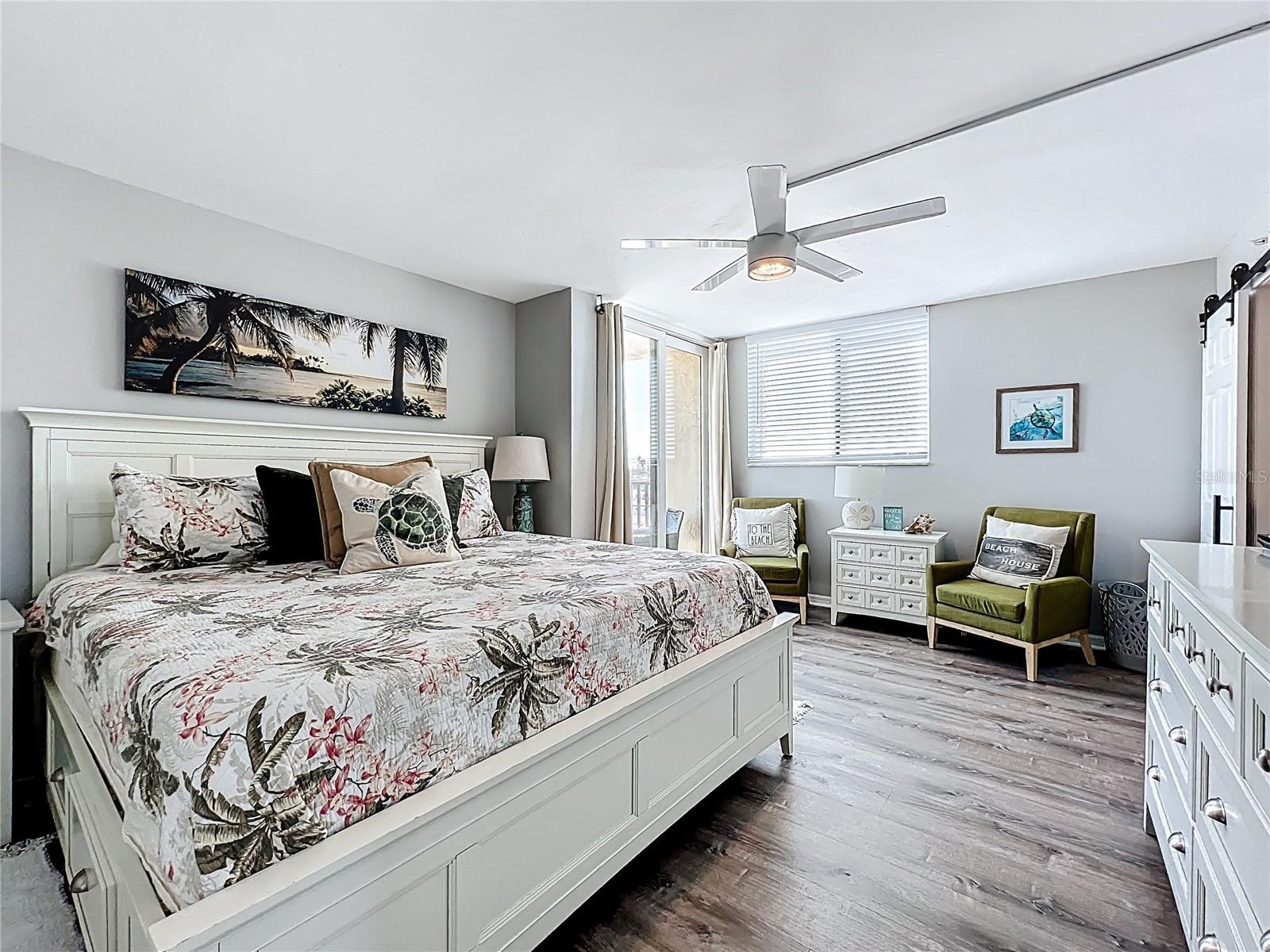 Image 13 of 29 For 14146 Gulf Boulevard 3a