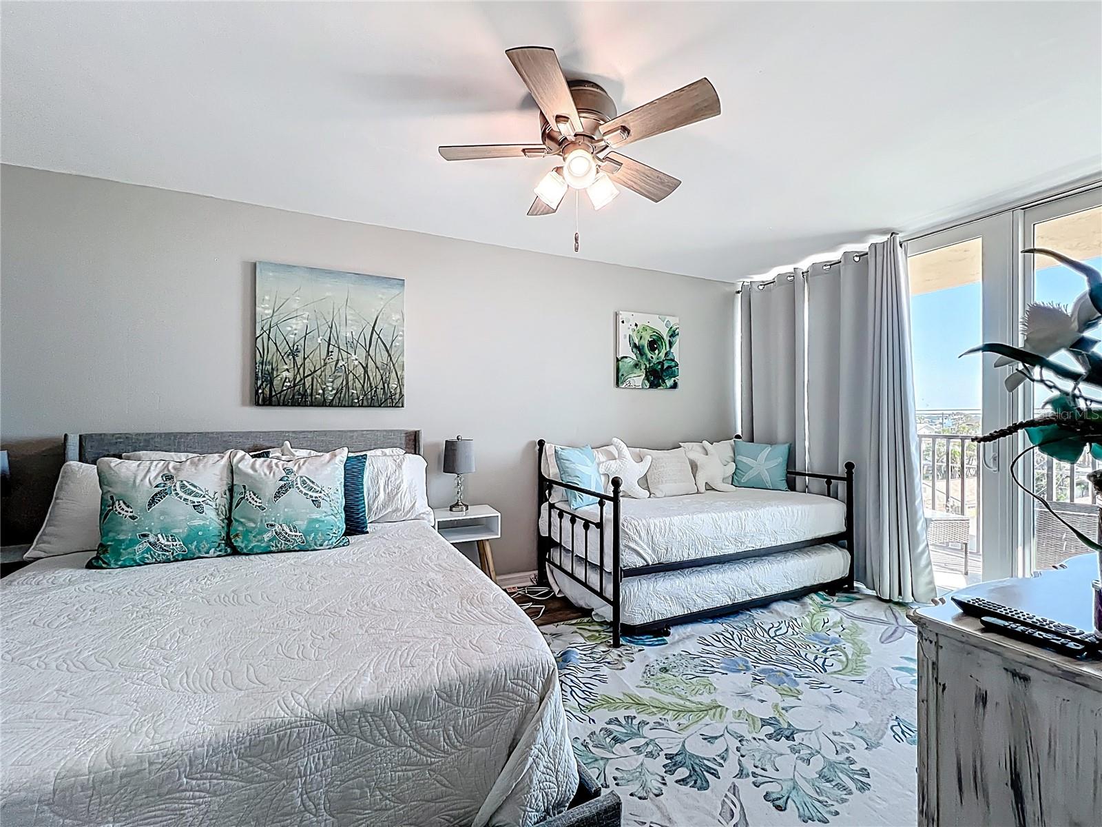 Image 20 of 29 For 14146 Gulf Boulevard 3a