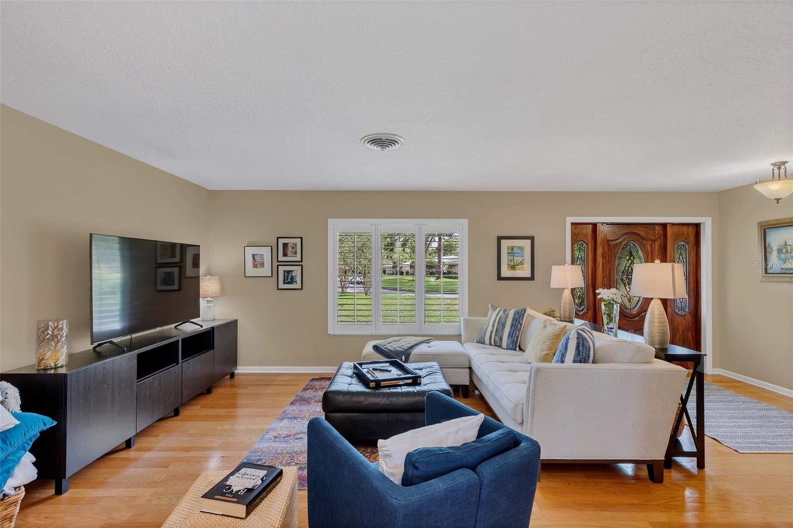 Image 4 of 24 For 2490 Lauder Drive