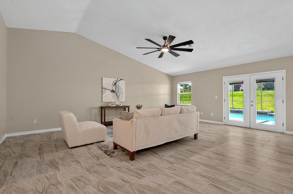 Image 16 of 60 For 10545 Parkway Drive