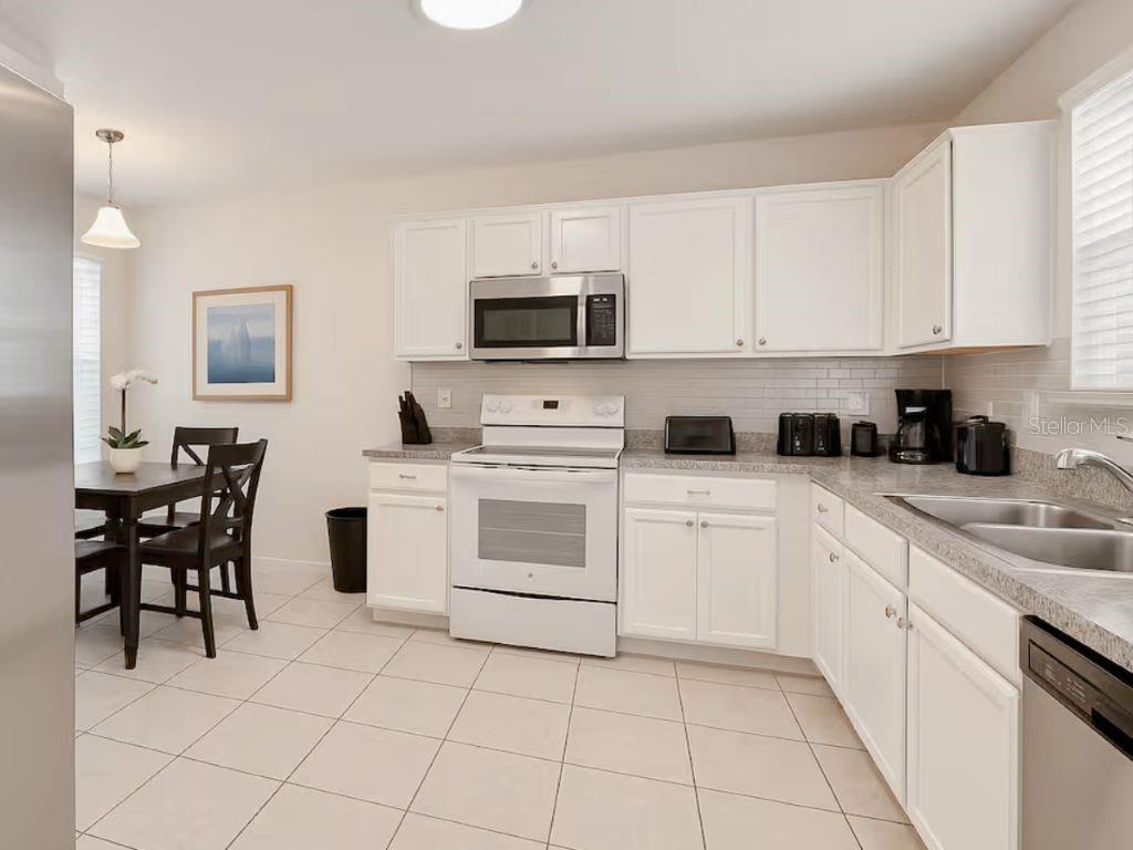 Image 5 of 13 For 5371 Lonesome Dove Drive