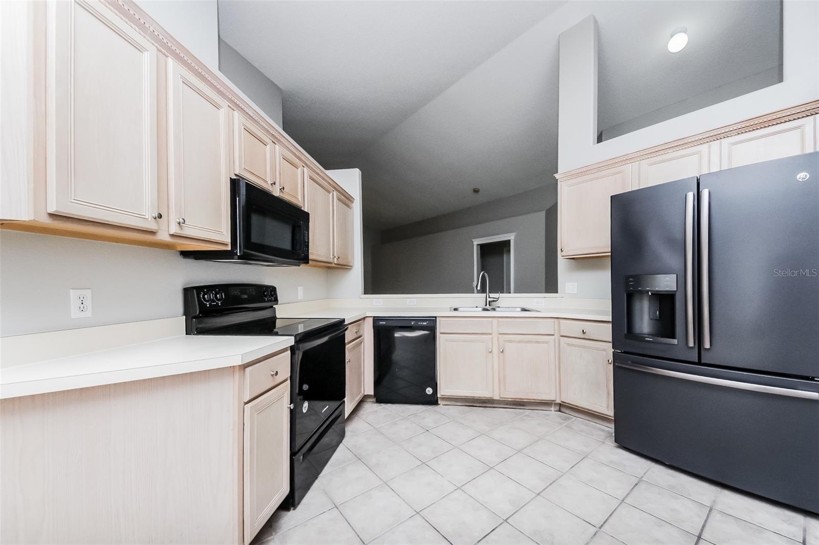 Image 6 of 15 For 12410 Beacontree Way