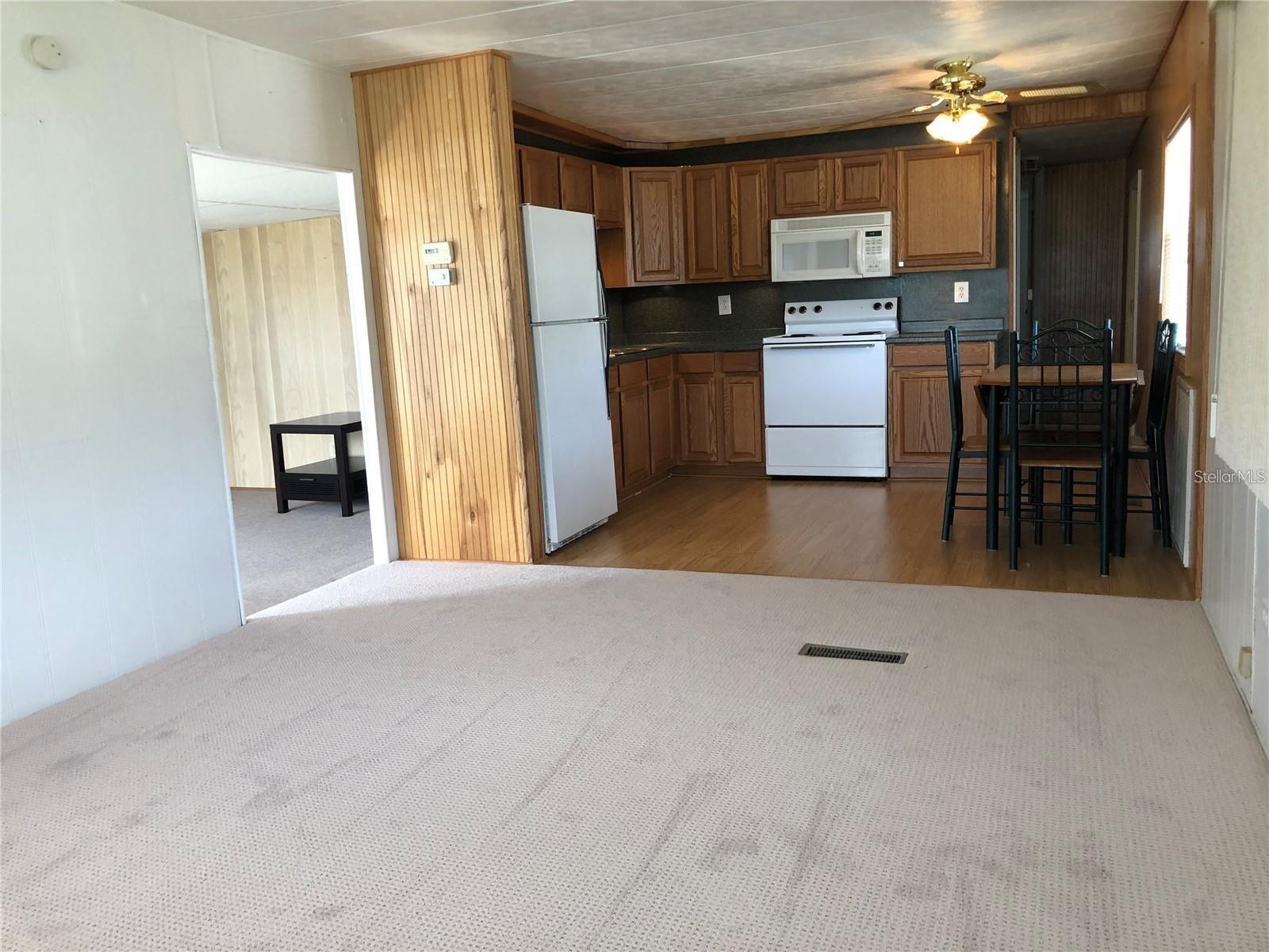 Image 3 of 15 For 1421 Shore Drive