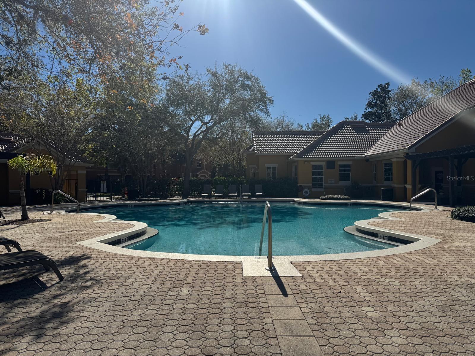 Image 5 of 10 For 8801 Villa View Circle 207