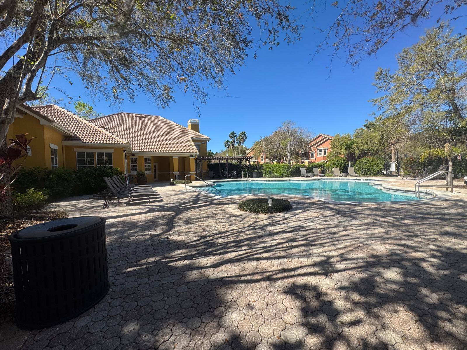 Image 6 of 10 For 8801 Villa View Circle 207