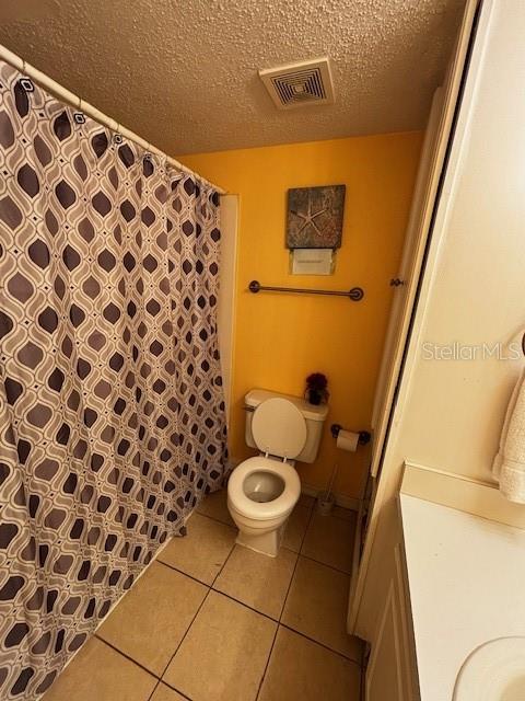 Image 12 of 15 For 121 Oyster Bay Circle 200