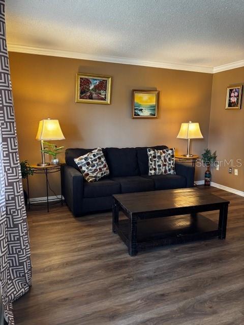 Image 2 of 15 For 121 Oyster Bay Circle 200