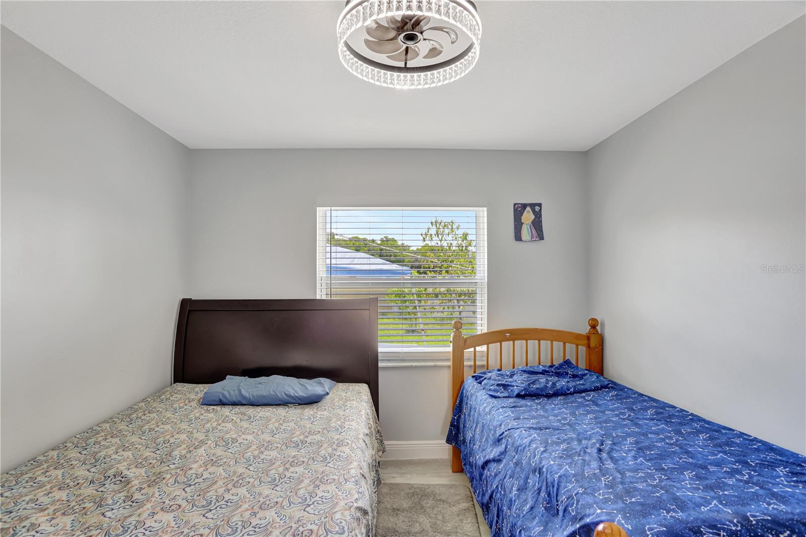 Image 21 of 46 For 7 Madeira Avenue