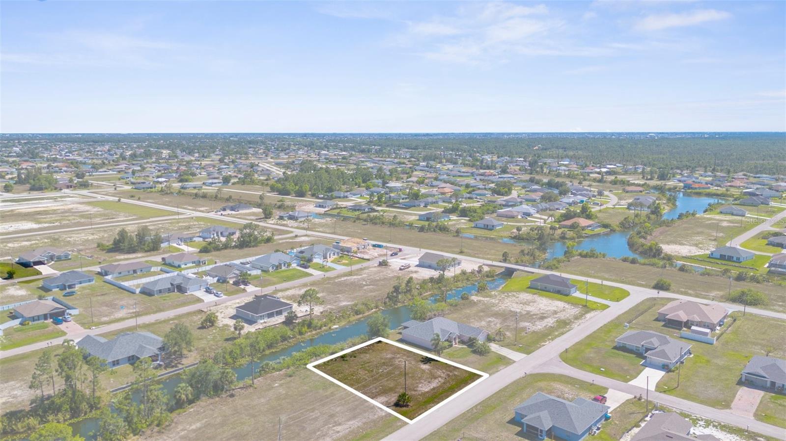 Image 4 of 8 For 1016 44th Lane