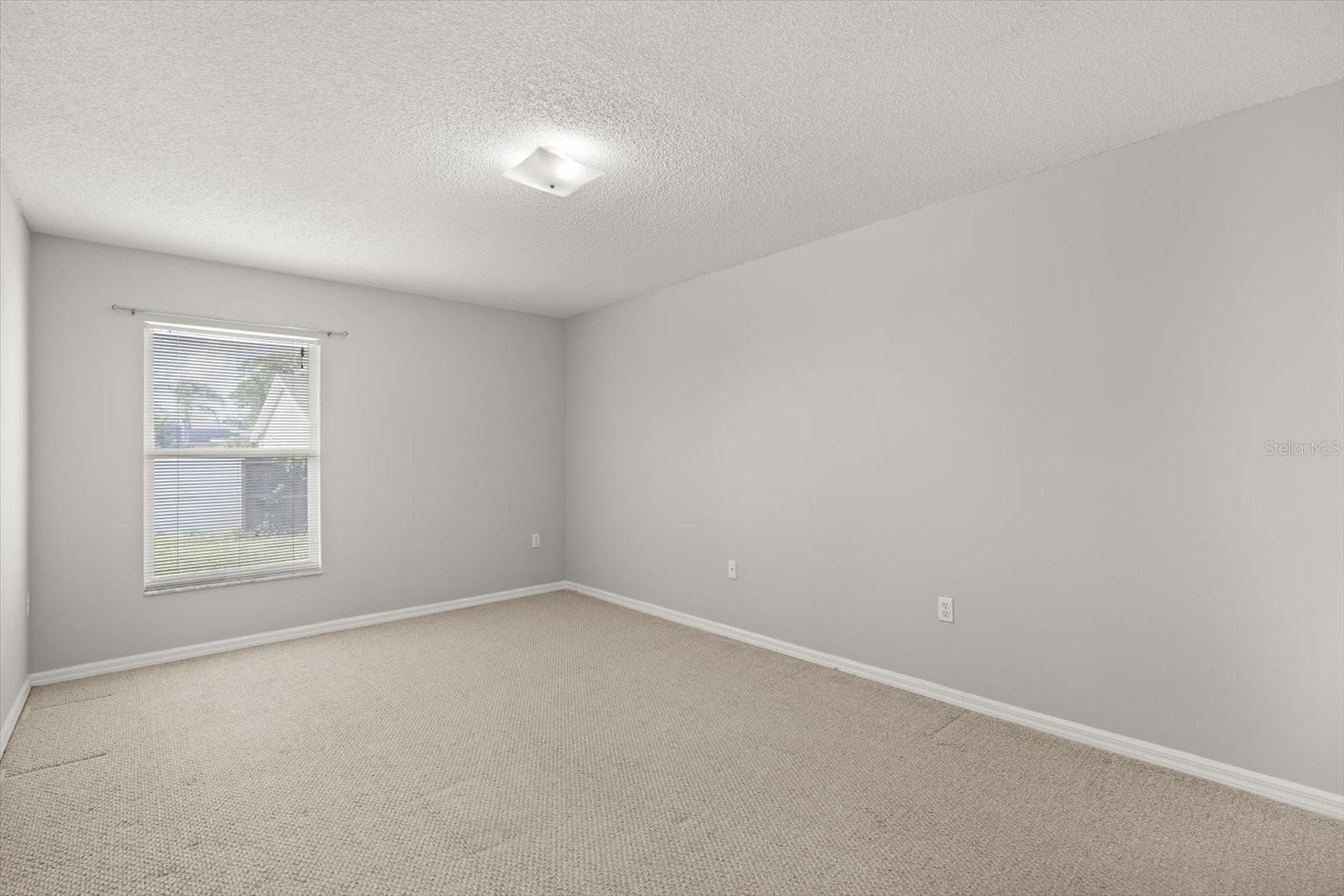 Image 11 of 24 For 831 Lindley Boulevard