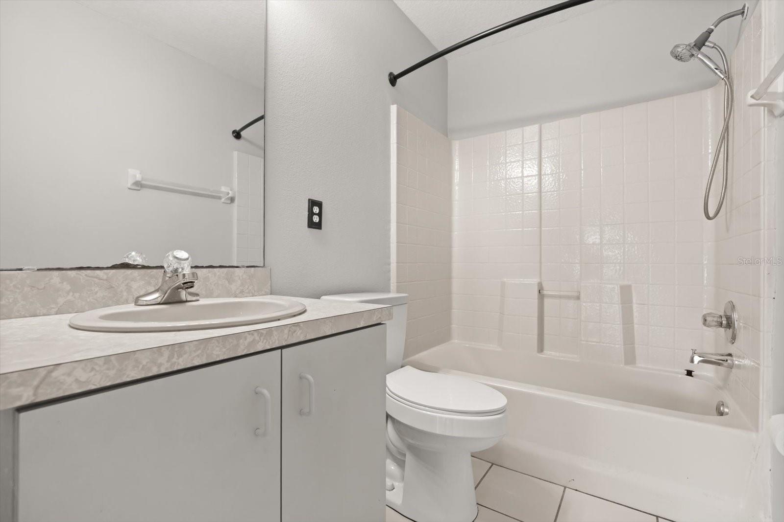 Image 15 of 24 For 831 Lindley Boulevard