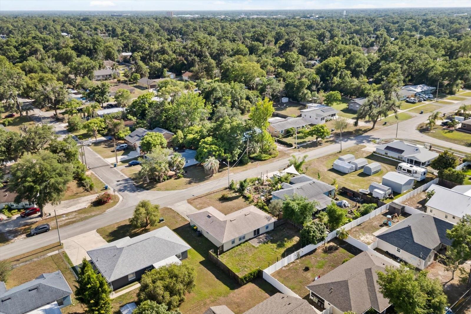 Image 24 of 24 For 831 Lindley Boulevard