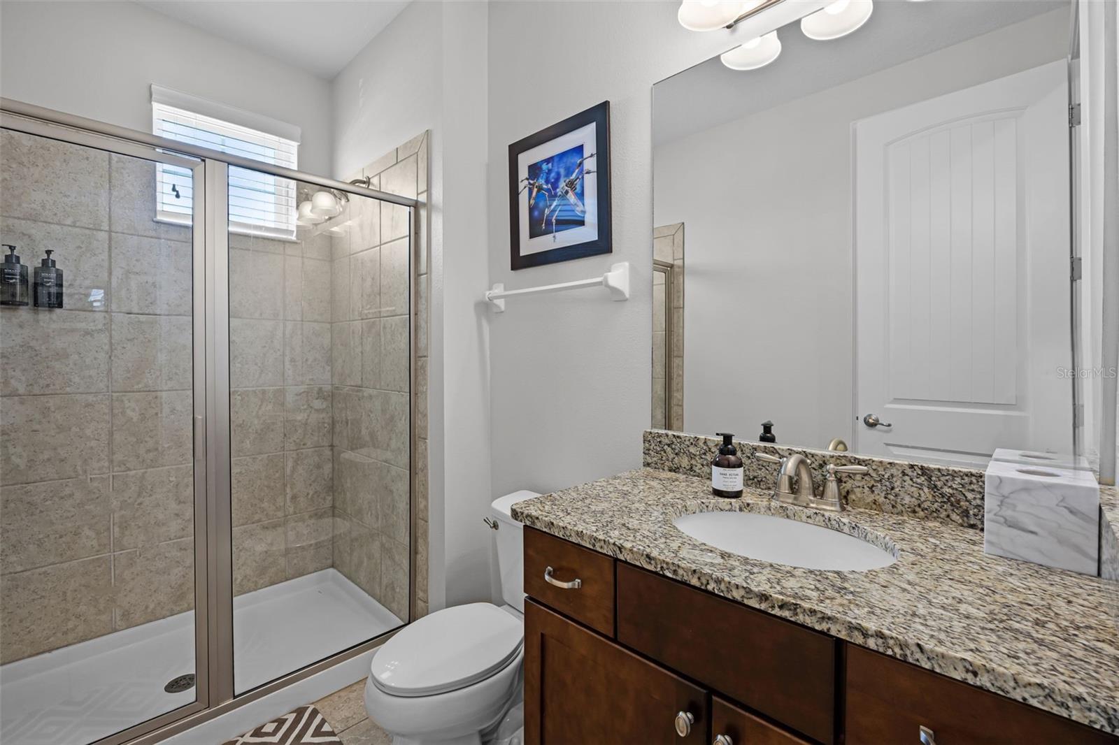 Image 14 of 71 For 7739 Graben Street