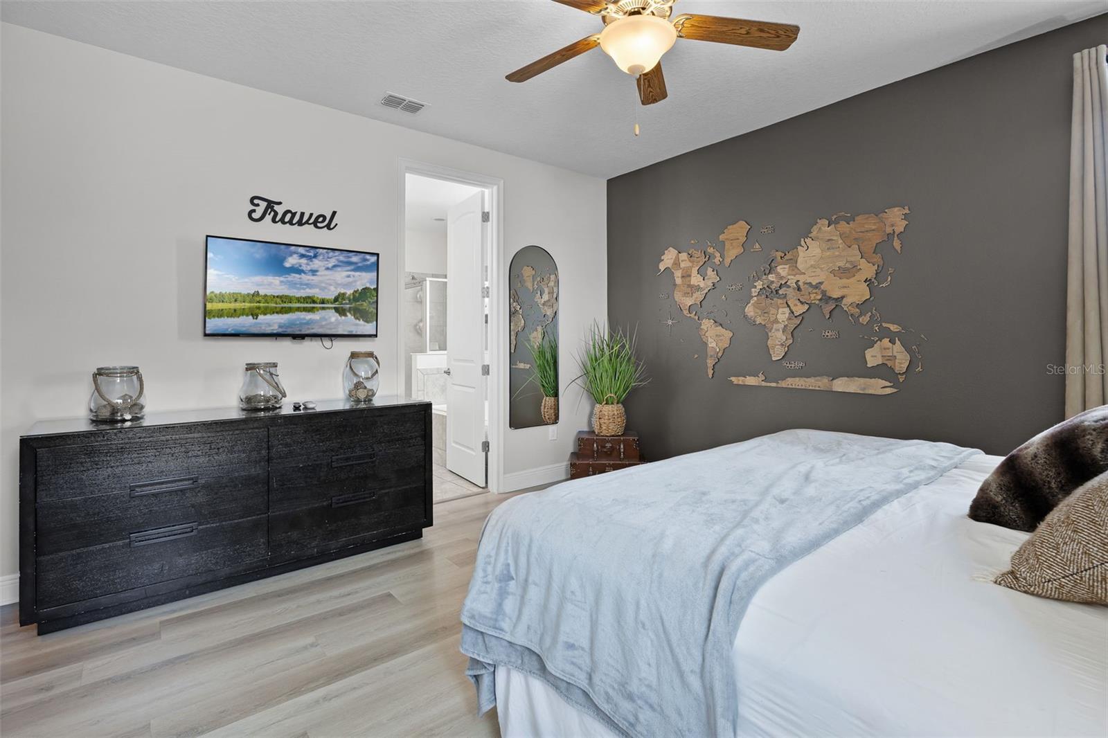 Image 30 of 71 For 7739 Graben Street