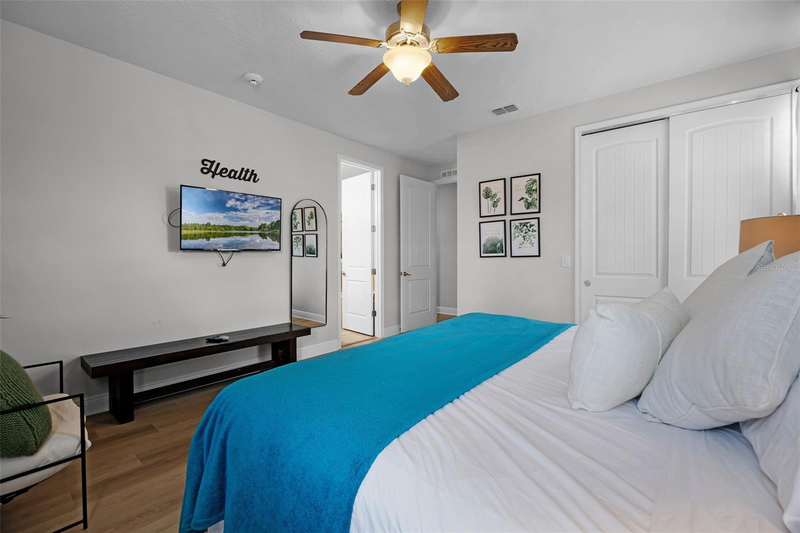 Image 34 of 71 For 7739 Graben Street