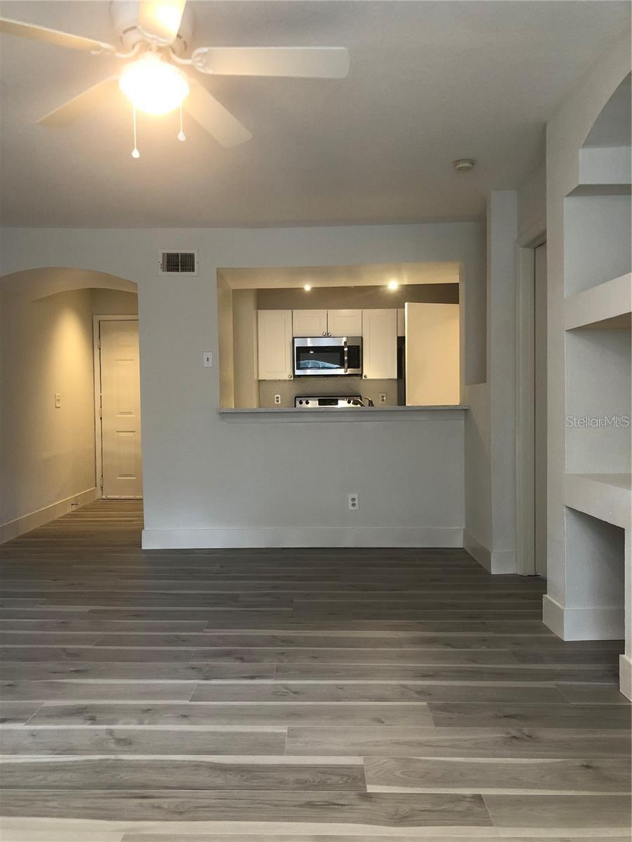 Image 5 of 15 For 7210 Westpointe Boulevard 1328