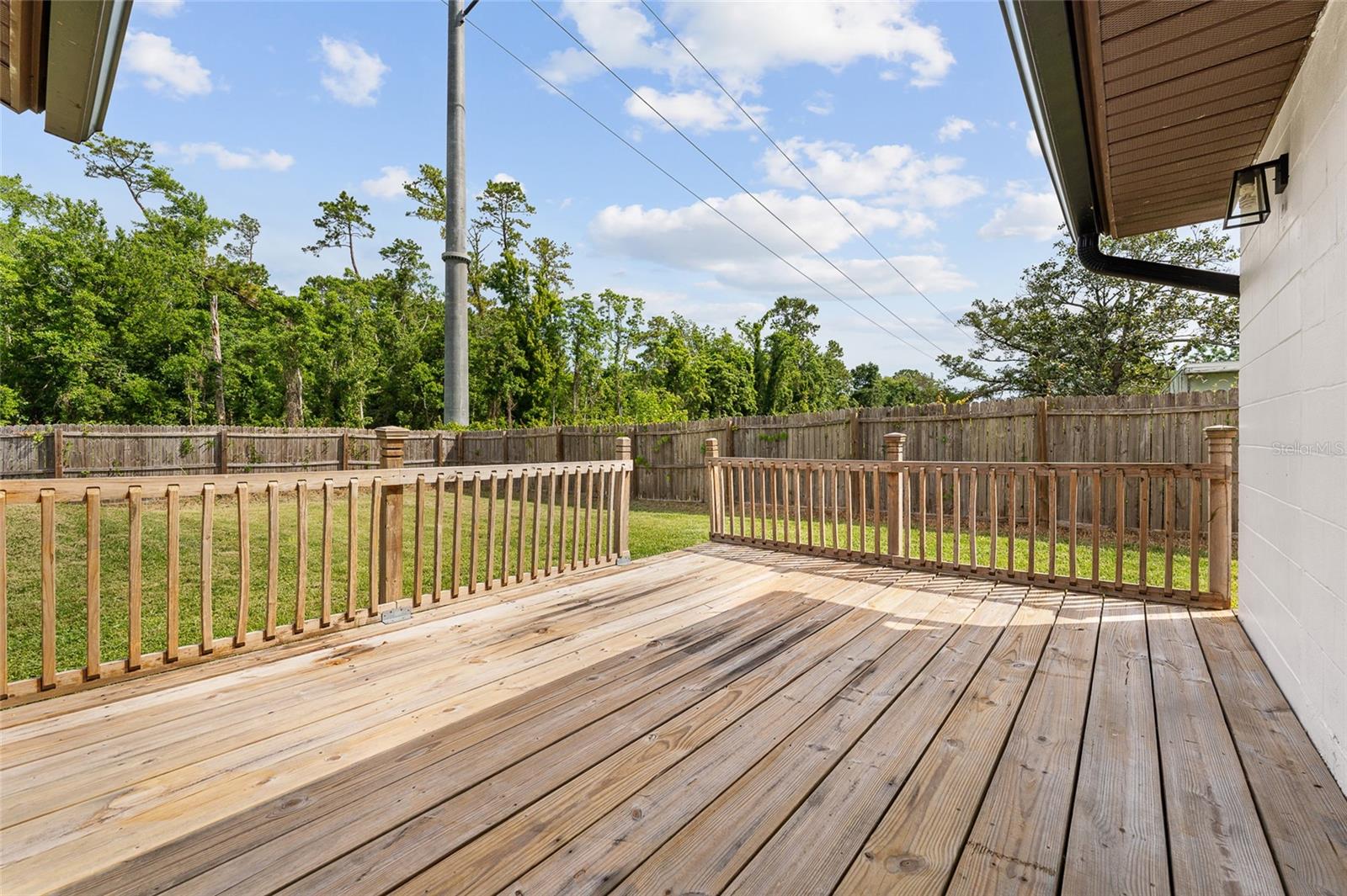 Image 18 of 20 For 2040 Triangle Drive
