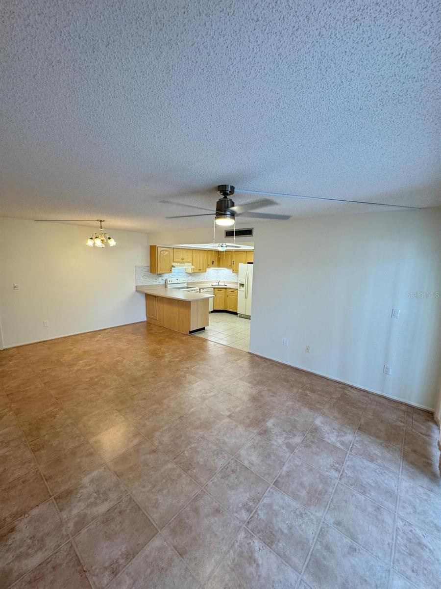 Image 14 of 68 For 21260 Brinson Avenue 109