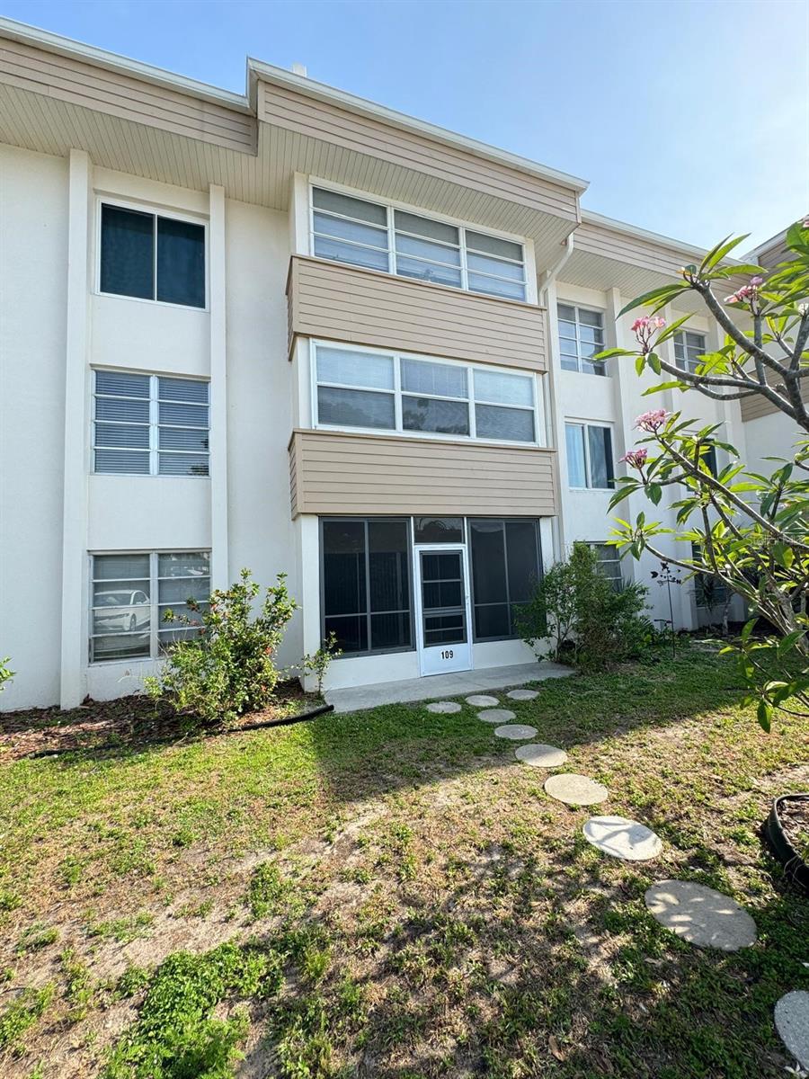 Image 2 of 68 For 21260 Brinson Avenue 109