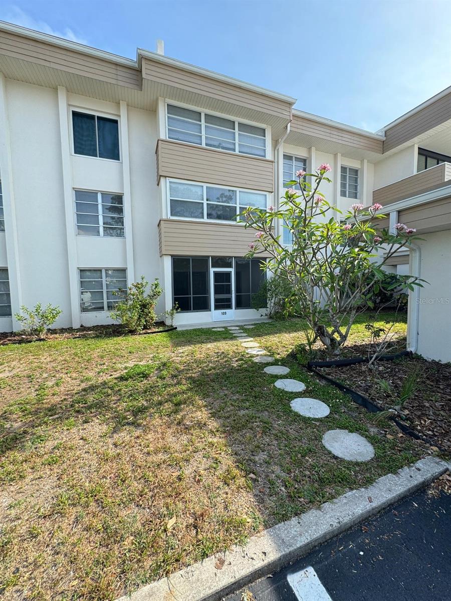 Image 3 of 68 For 21260 Brinson Avenue 109