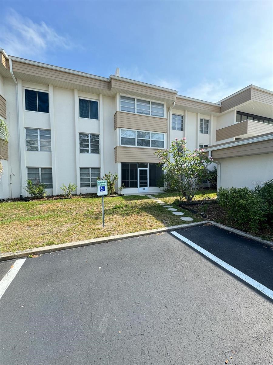 Image 4 of 68 For 21260 Brinson Avenue 109