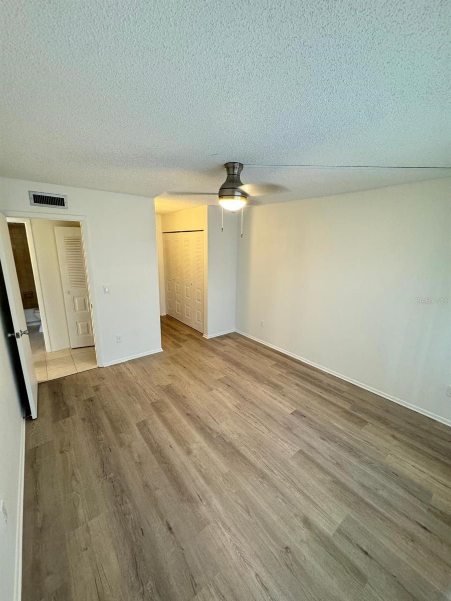 Image 40 of 68 For 21260 Brinson Avenue 109