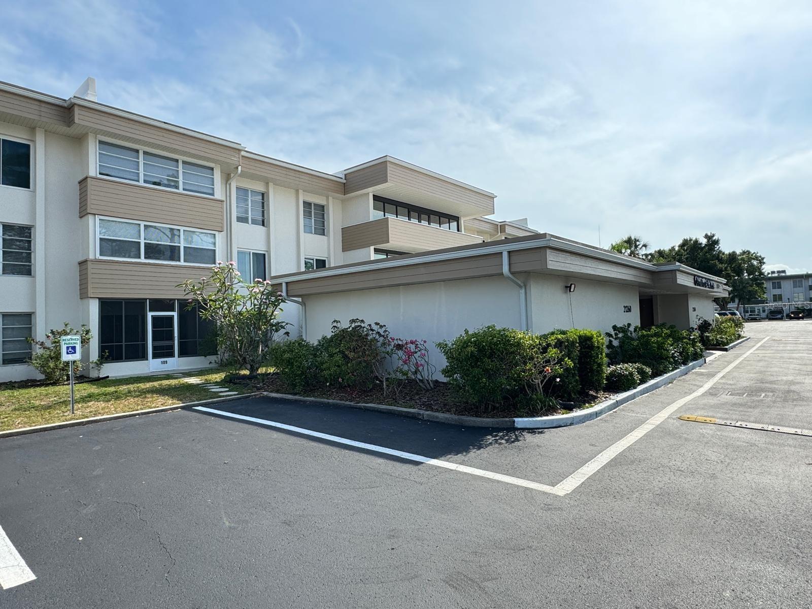 Image 6 of 68 For 21260 Brinson Avenue 109