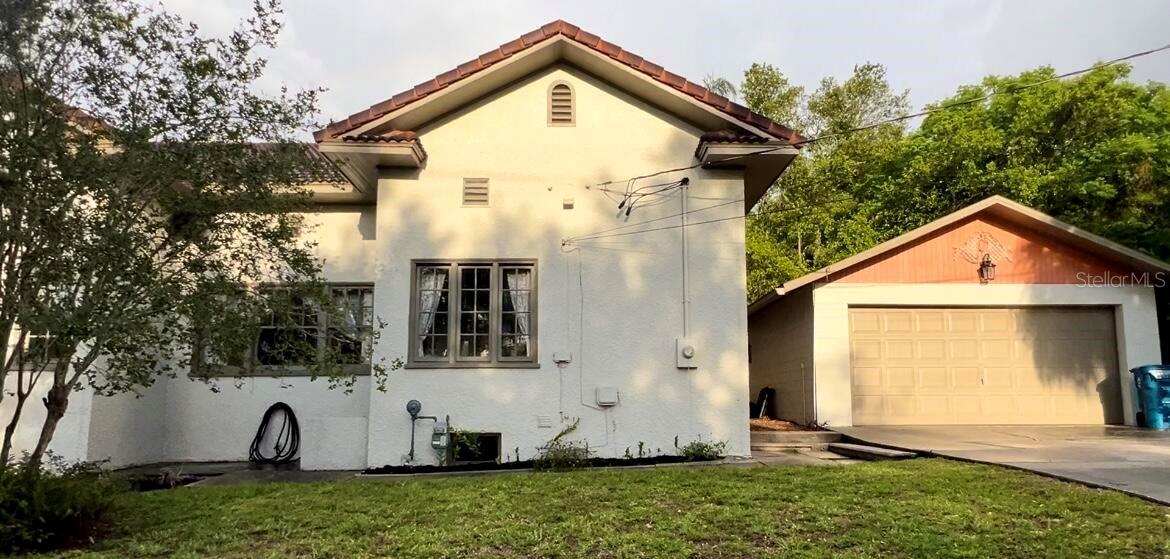 Image 16 of 18 For 900 Carlton Avenue