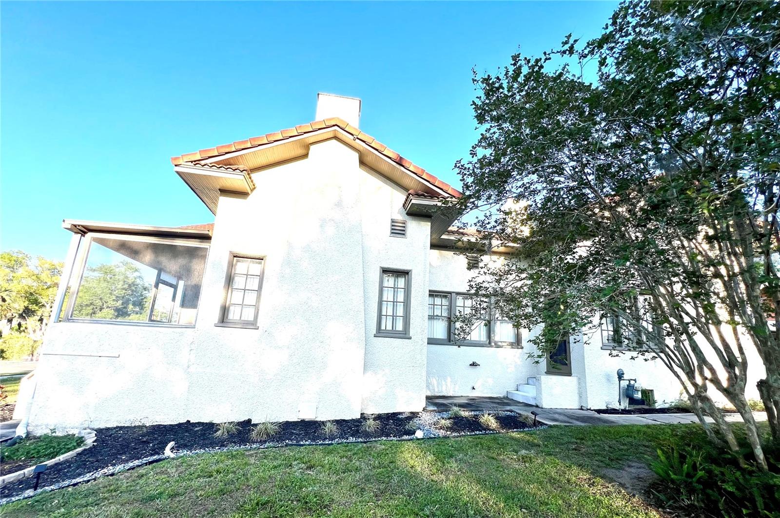 Image 3 of 18 For 900 Carlton Avenue