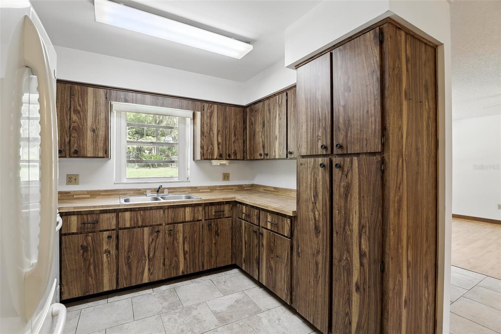 Image 12 of 32 For 2343 Greenacre Road