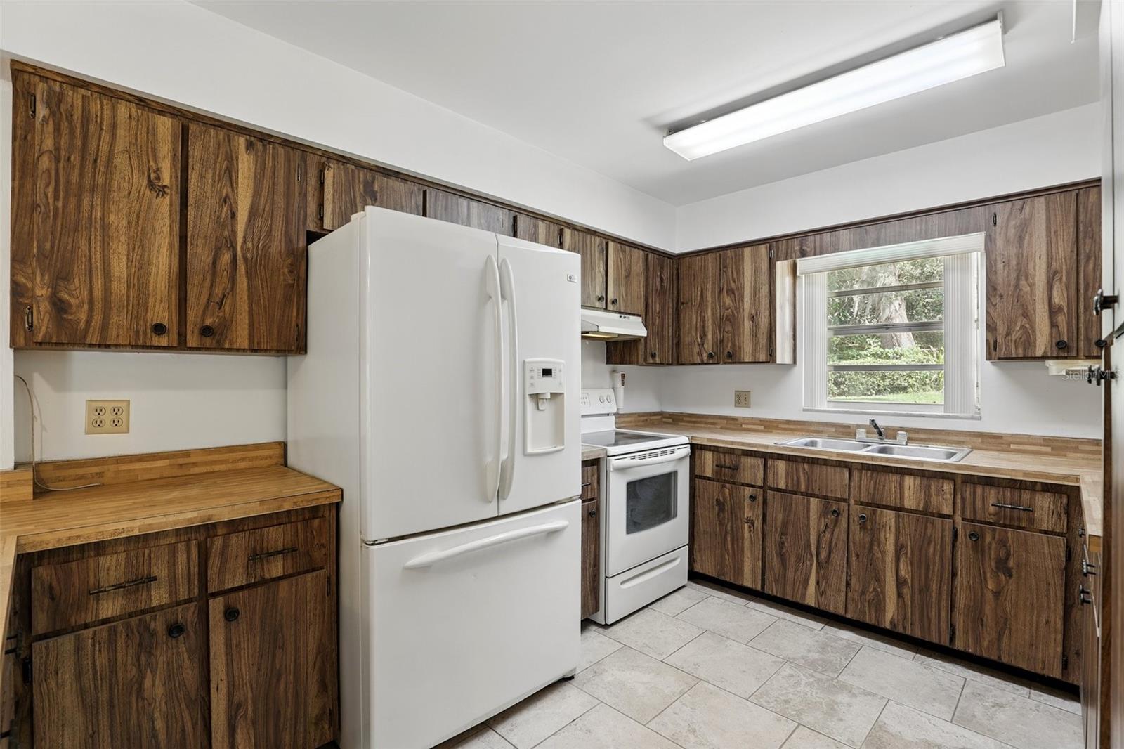 Image 13 of 32 For 2343 Greenacre Road