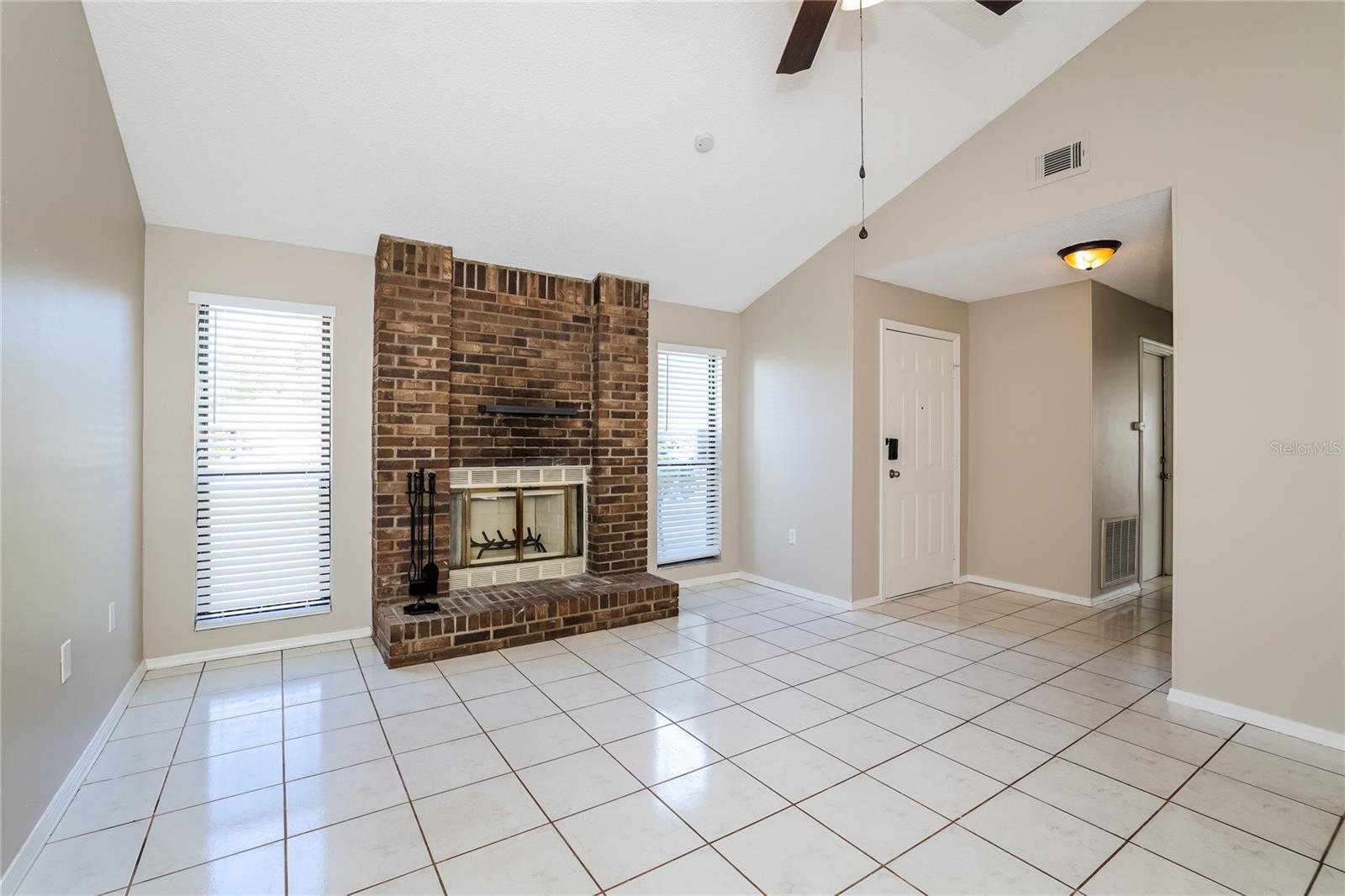 Image 3 of 16 For 1659 Sunburst Way