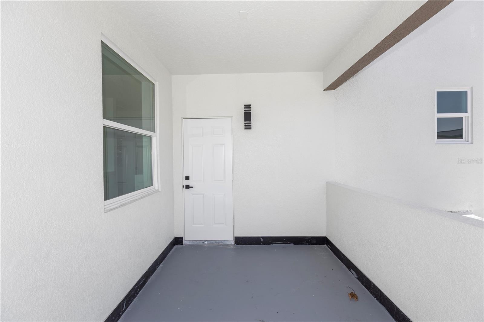 Image 54 of 69 For 21 N Hampton Avenue Lot 2
