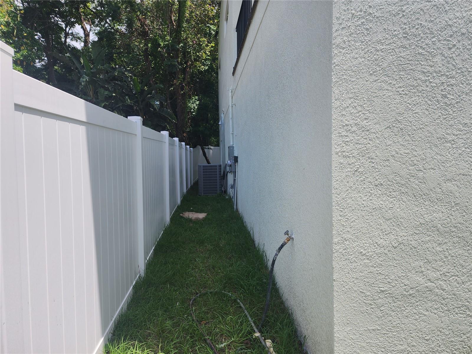 Image 60 of 69 For 21 N Hampton Avenue Lot 2