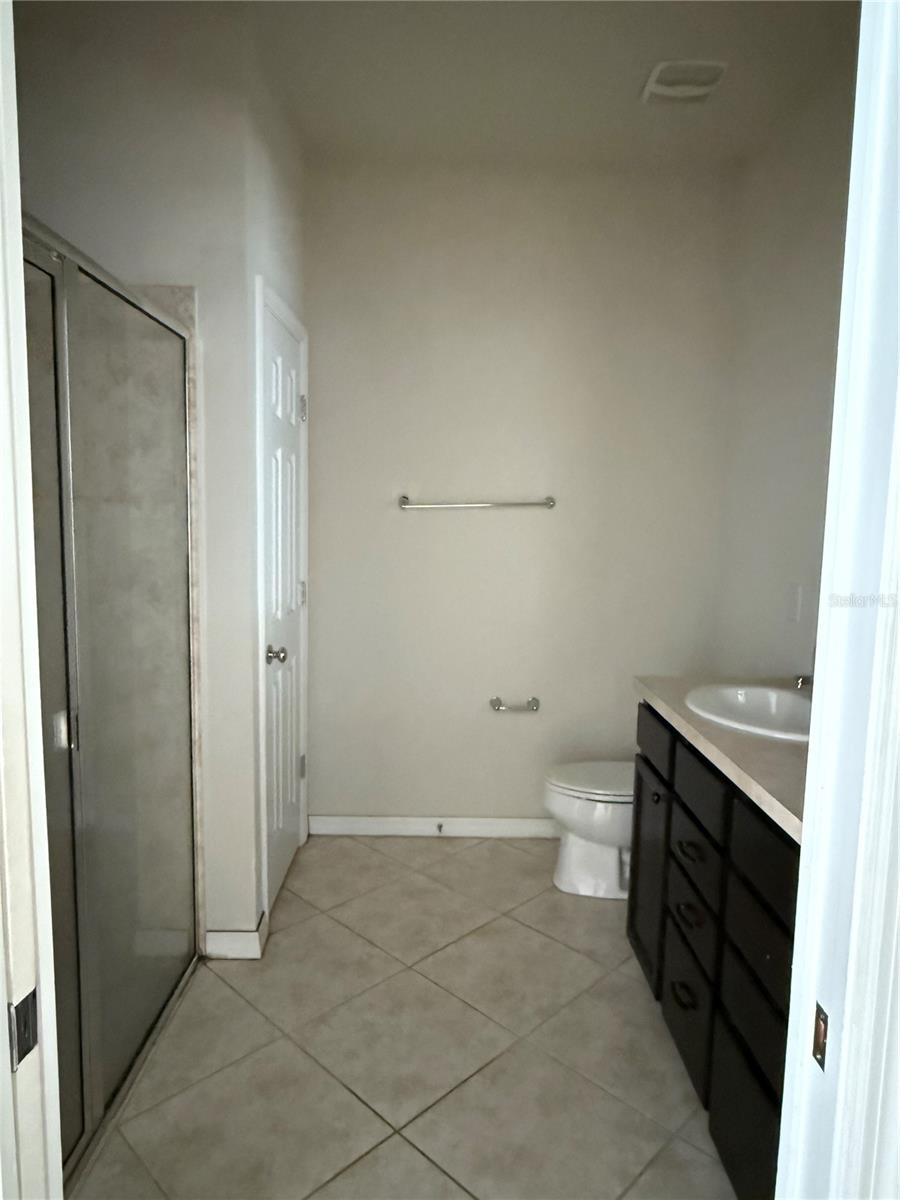 Image 11 of 28 For 8933 Hinsdale Heights Drive
