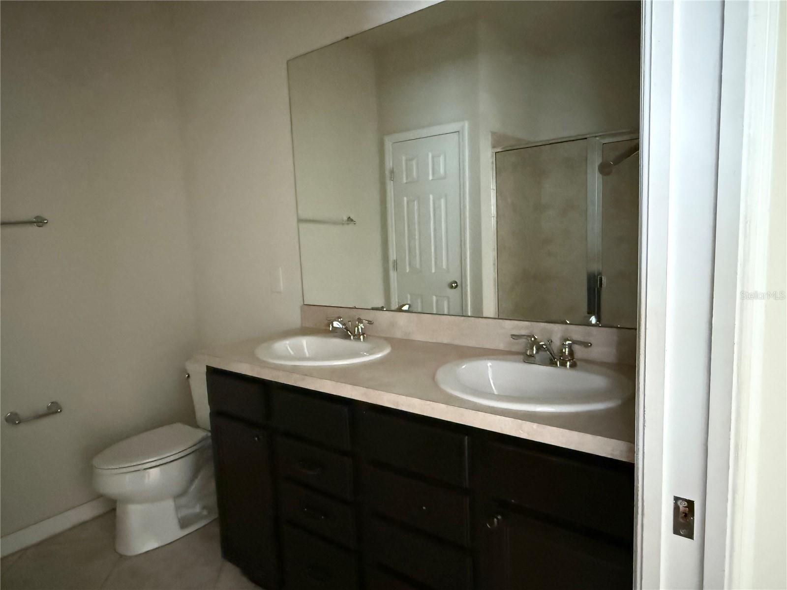 Image 12 of 28 For 8933 Hinsdale Heights Drive