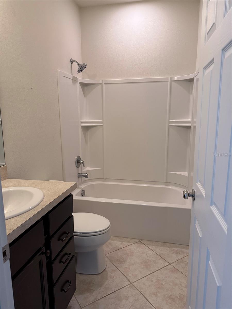 Image 17 of 28 For 8933 Hinsdale Heights Drive