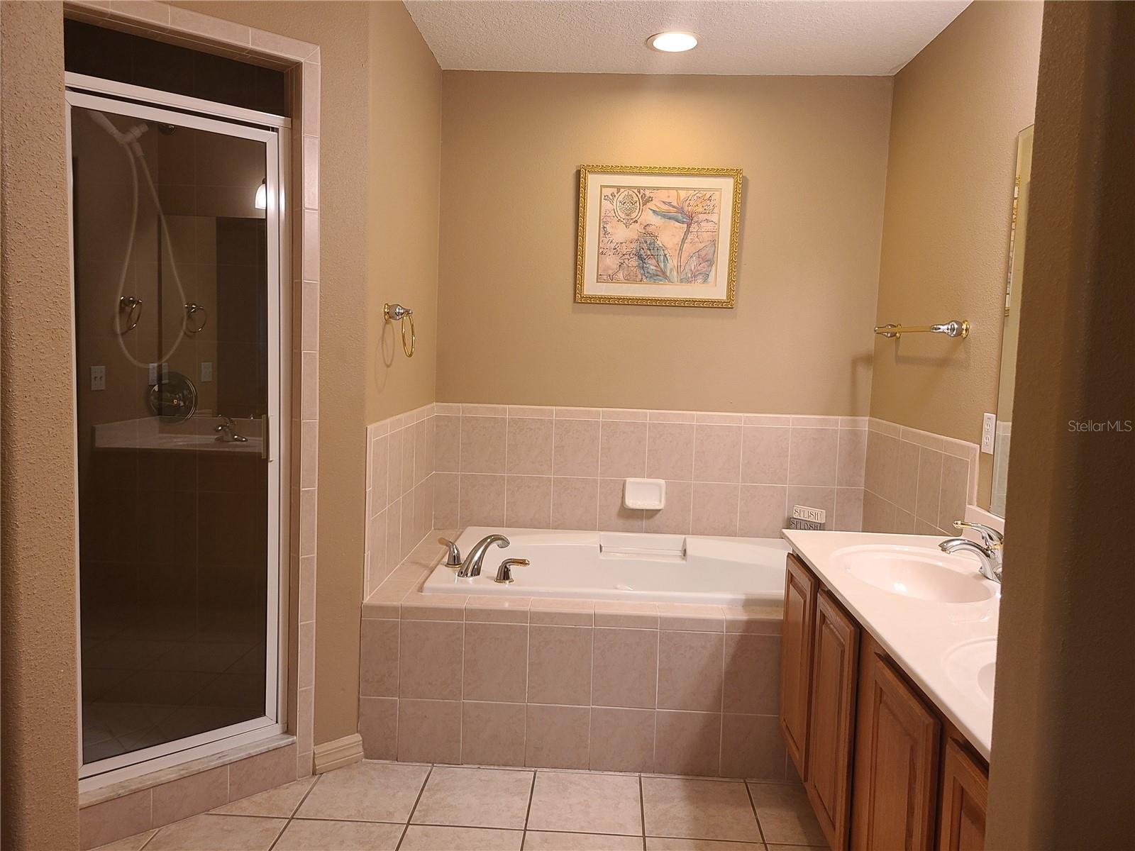 Image 14 of 17 For 225 Vista Drive