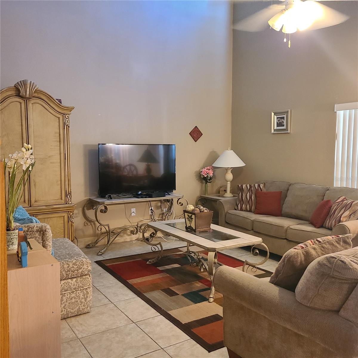 Image 7 of 17 For 225 Vista Drive