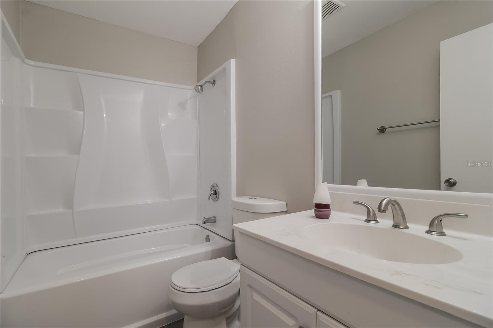 Image 15 of 16 For 2298 Greenbrier Street