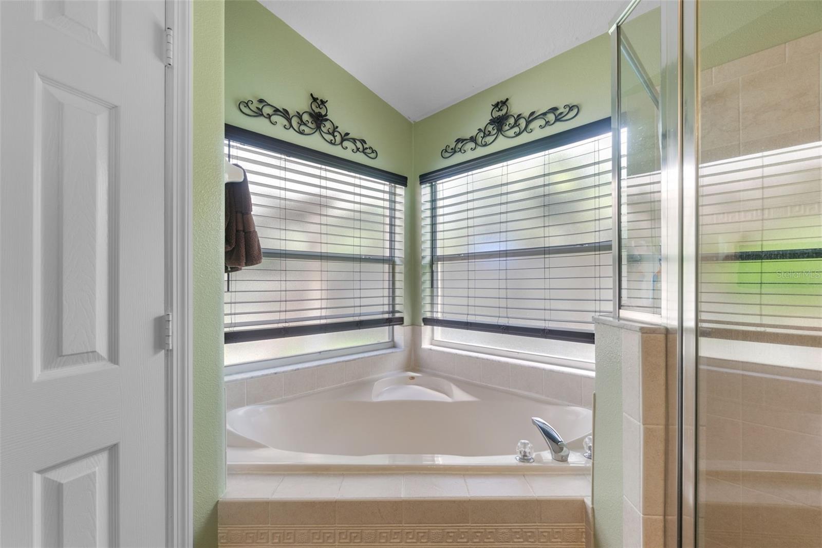 Image 34 of 53 For 3188 Verbena Court
