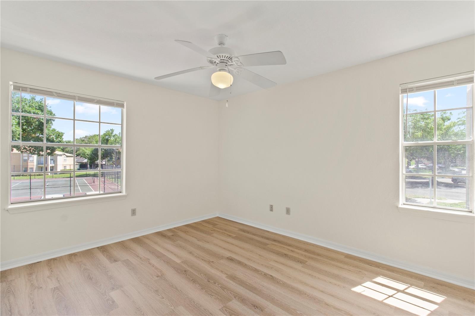 Image 16 of 22 For 7330 Westpointe Boulevard 421