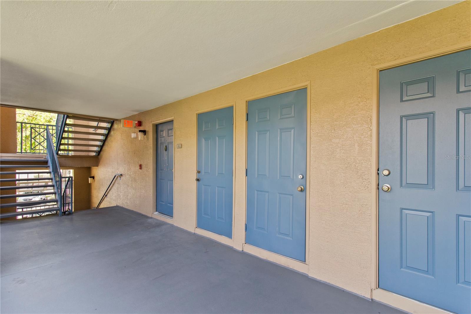 Image 2 of 22 For 7330 Westpointe Boulevard 421