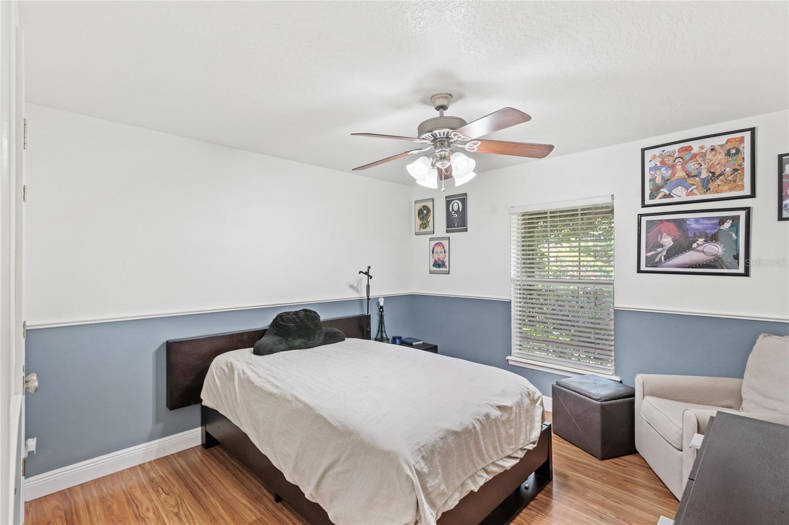 Image 21 of 42 For 1880 Lorraine Way